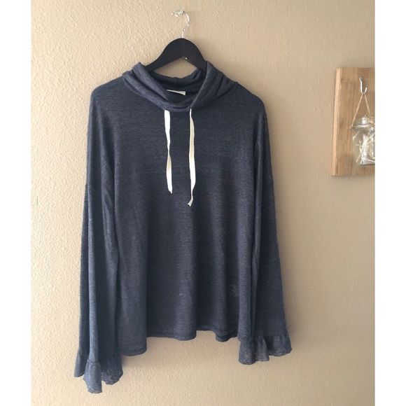 Charcoal grey cowl neckline pullover - Picture 3 of 4